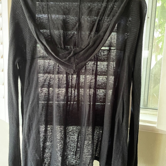 MM Conture  Black linen and Cotton throw sweater. - Picture 2 of 2